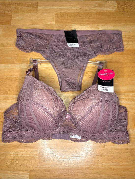 jennifer intimates Other - Lace Push-Up Bra & panty set